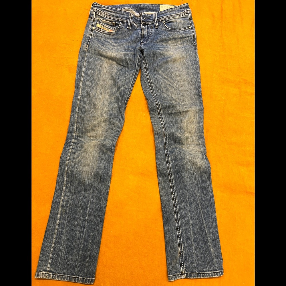 Vintage diesel Jeans. Excellent condition Sz/W24 L30